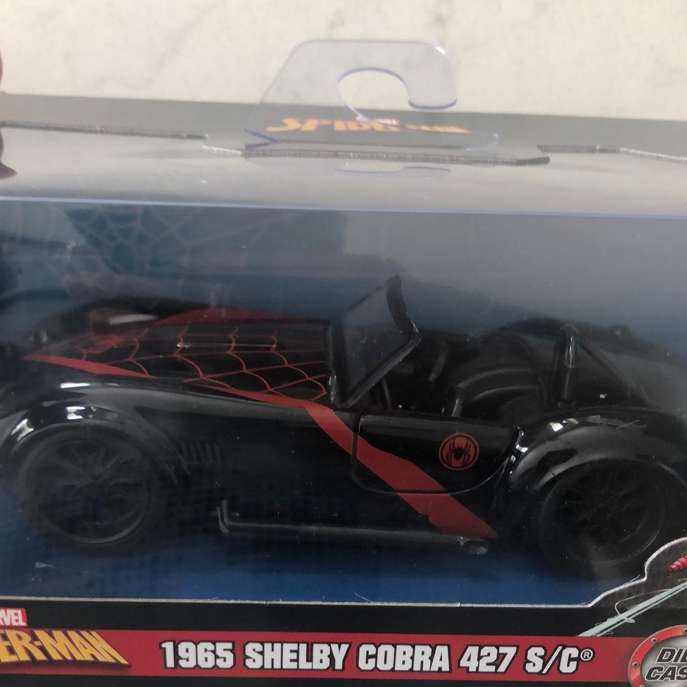 Marvel Spider-Man 1965 Shelby Cobra 427 S/C Die-Cast Car - Black and Red